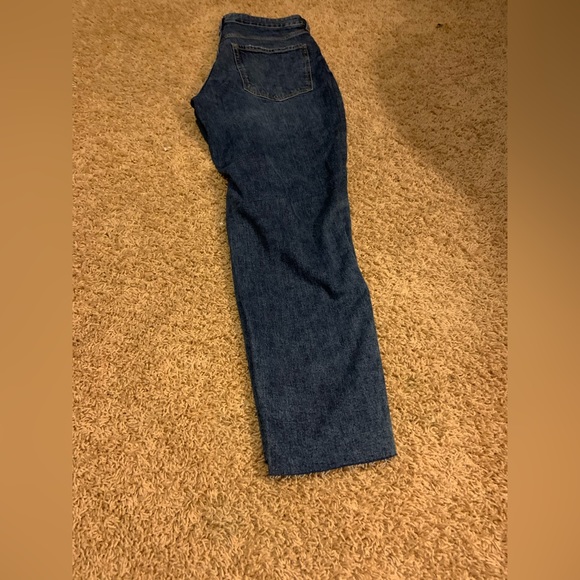Old Navy high rise, curvy O. G. Straight. Secret slim pockets. Ripped jeans. - Picture 2 of 3